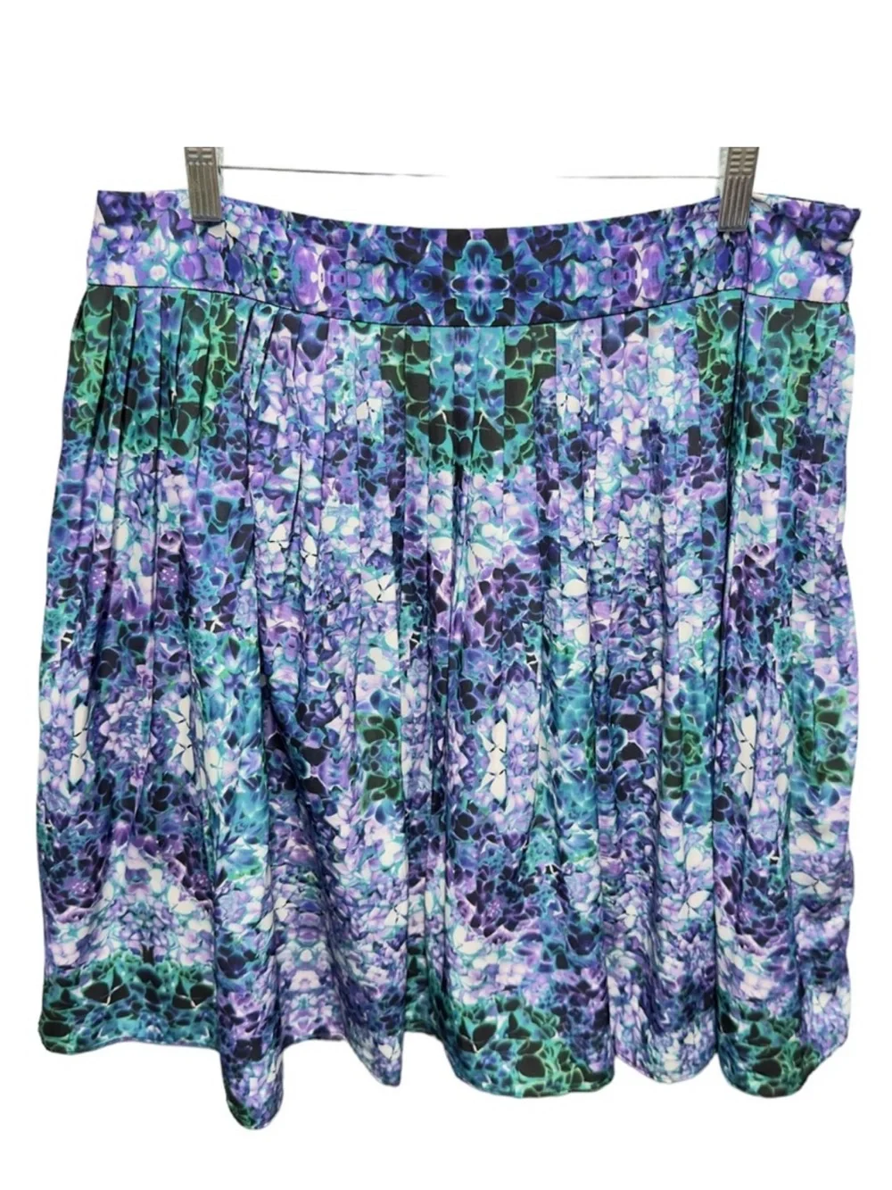 Silky Satin Matte Knit Watercolor Pleated Floral Full Flare Mini Skirt